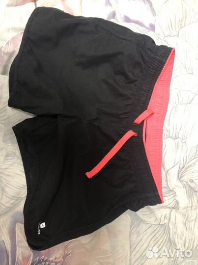 Футболки, бриджи, топики для занятий гимнастикой