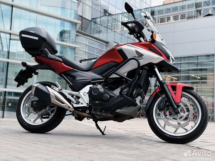 Honda NC750X 2016