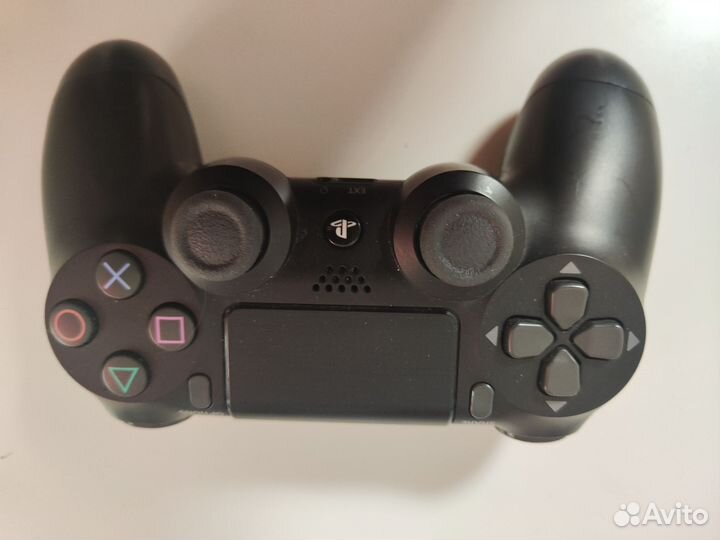 Джостик Dualshock 4