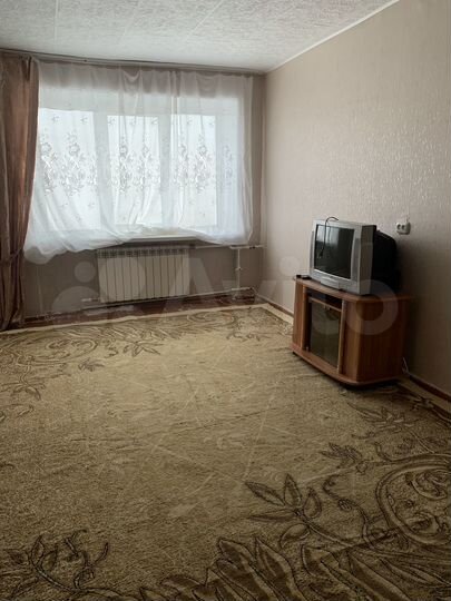 2-к. квартира, 54 м², 5/5 эт.