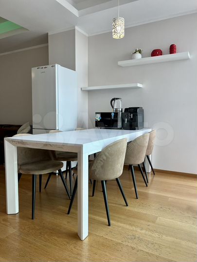 3-к. квартира, 92 м², 3/13 эт.