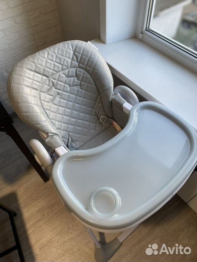 Стульчик для кормления tommy