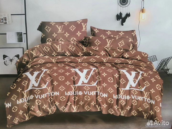 Комплект одеяло, две подушки, простынь