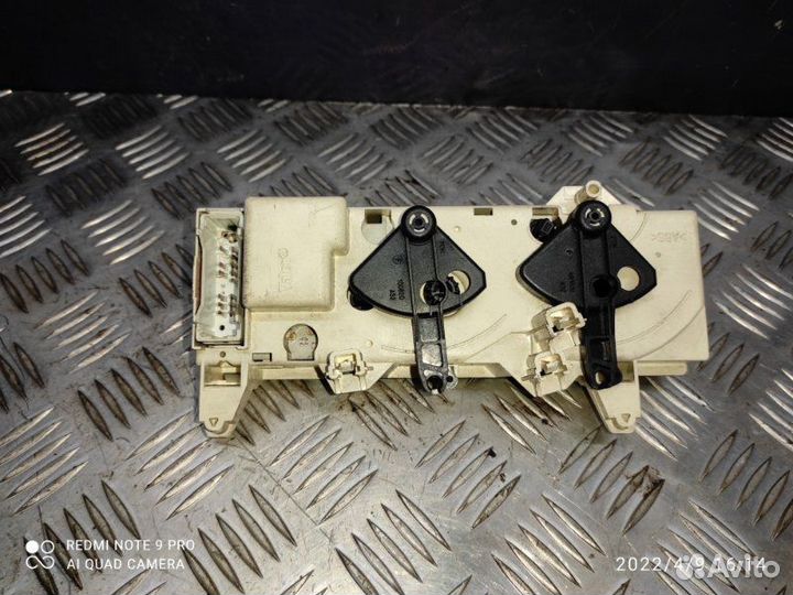 Блок управления климат-контролем Renault Scenic 1