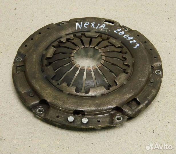 Корзина сцепления Nexia N150 F16D3