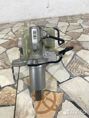 Главный тормозной цилиндр Bmw 530I седан 3.0