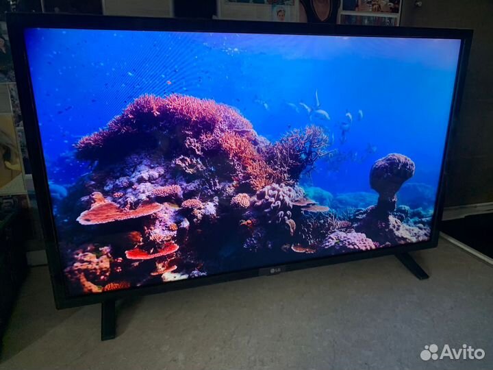 LG 32 FullHD, WebOs, Wi-Fi