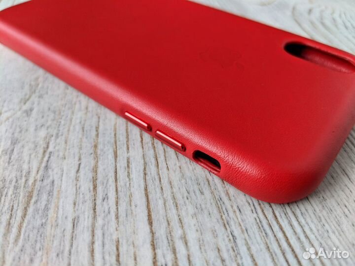 Кожаные чехлы на iPhone