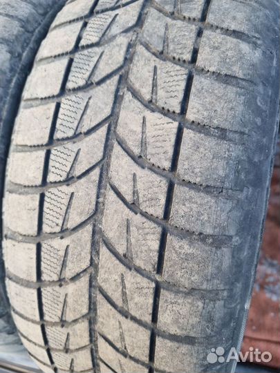 Bridgestone Blizzak WS-60 195/60 R15