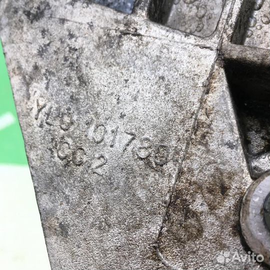 Кронштейн генератора Ровер 4-серия