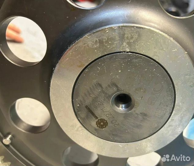 Распредвал с шестерней Мерседес