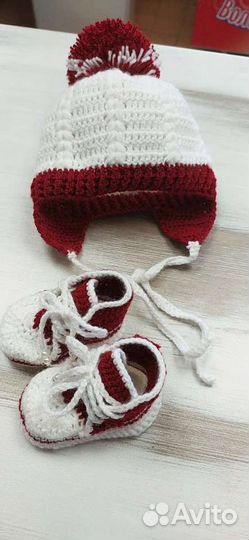 Шапочка, кросовочки