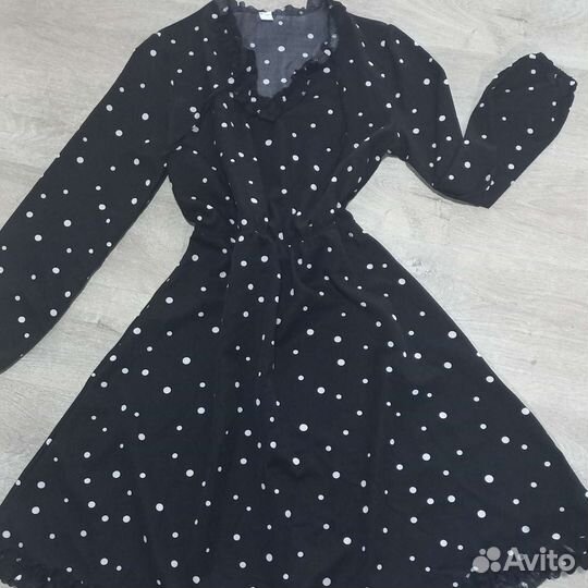 Женские вещи 42-44