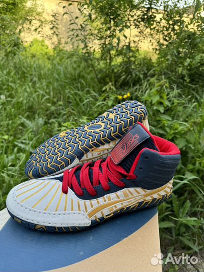 Борцовки asics aggressor