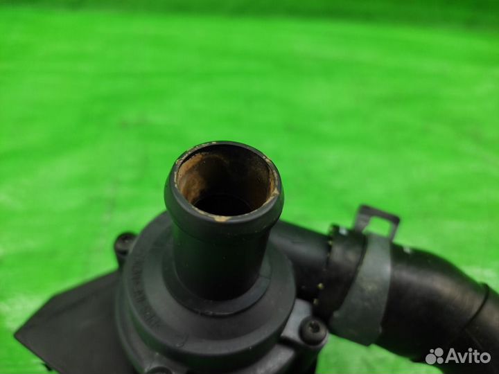 Насос (помпа) электрический VW Tiguan/Passat/Jetta