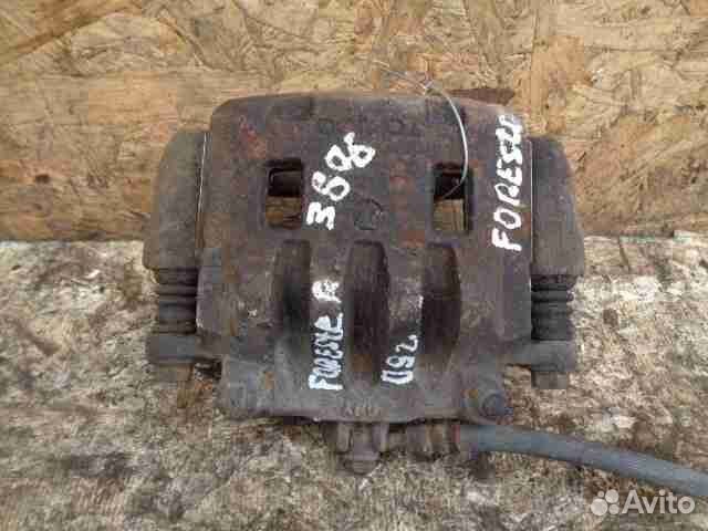 Суппорт передний правый Subaru Forester 3 SH