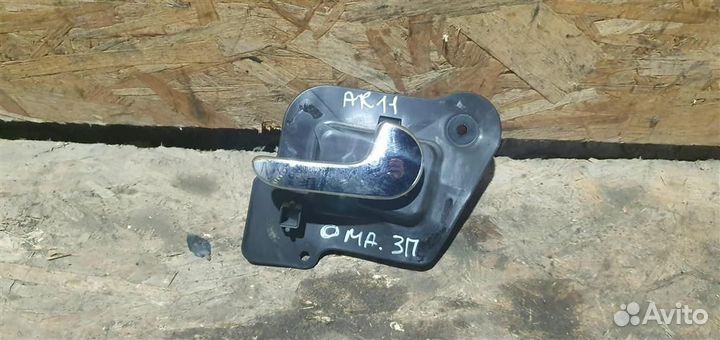 Ручка двери внутренняя правая Opel Meriva A 2003