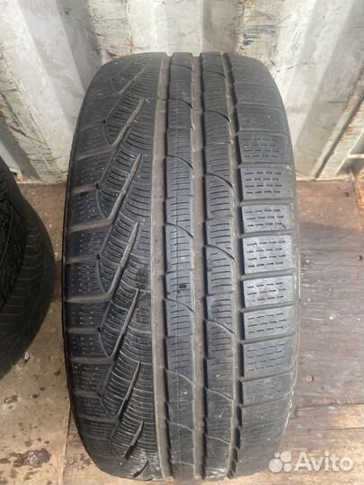 Pirelli Winter Sottozero 240 Serie II 245/40 R20 99V