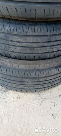 Yokohama BluEarth AE50 215/65 R17