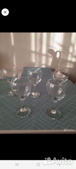 Бокалы для вина, для коньяка, стаканы для напитков