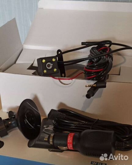 Видеорегистратор 1080p 3 в 1 с 3 камерами +карты64