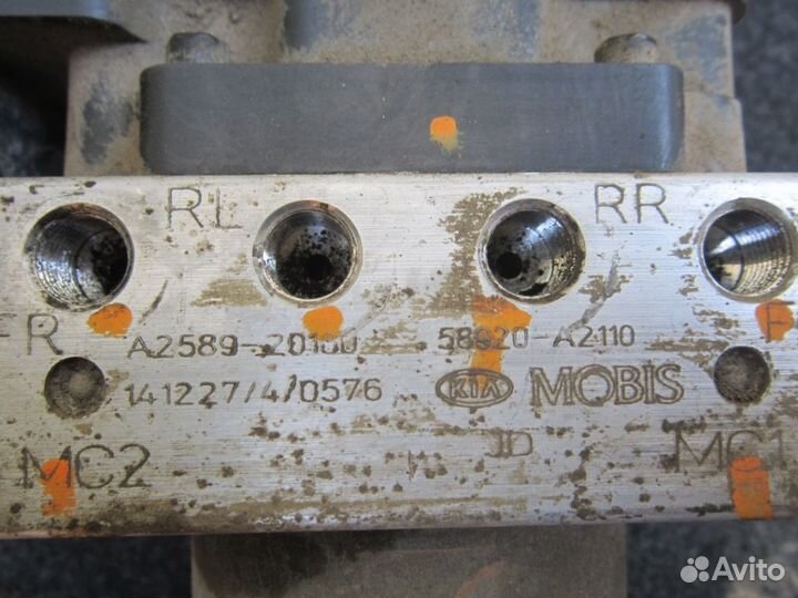 KIA ceed II 2012- Блок управления ABS 1.6 2015