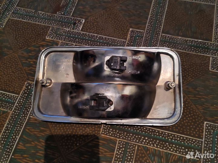 Фонарь задний