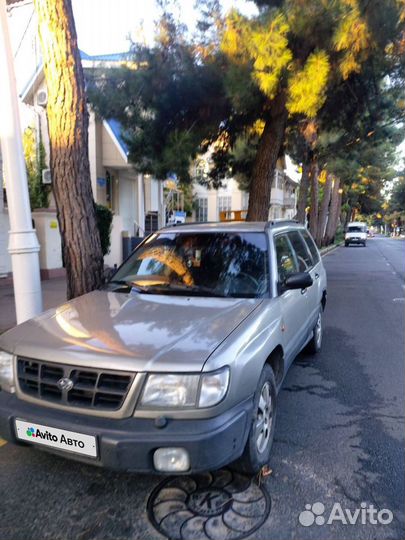 Subaru Forester 2.0 AT, 1998, 300 000 км