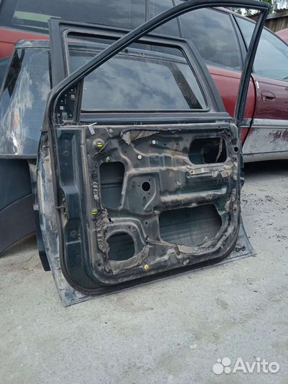 Дверь передняя правая Mitsubishi RVR Z N11W