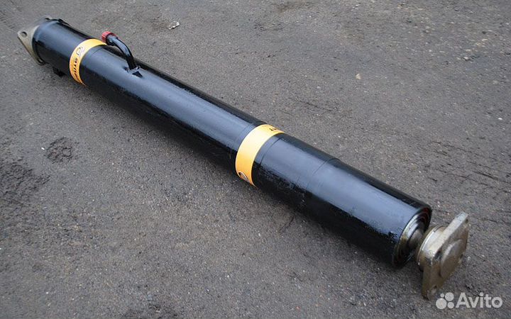 Гидроцилиндр камаз 65111, 65115 (3 штока)