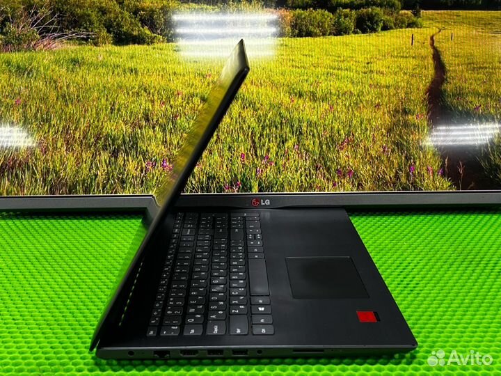 Ноутбук Lenovo IdeaPad для работы и учебы