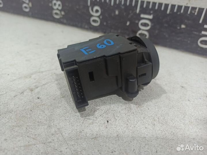 Замок зажигания 66129172159 бмв