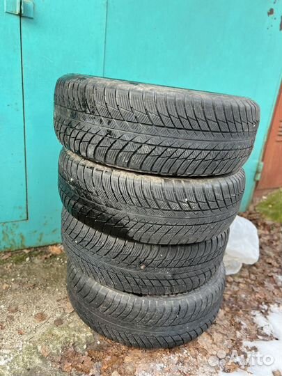 Bridgestone Blizzak LM-001 225/60 R18