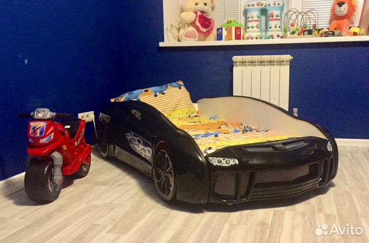 Кровать машина