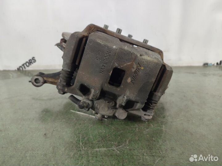 Ступица передняя левая Honda Mobilio GB1 L15A