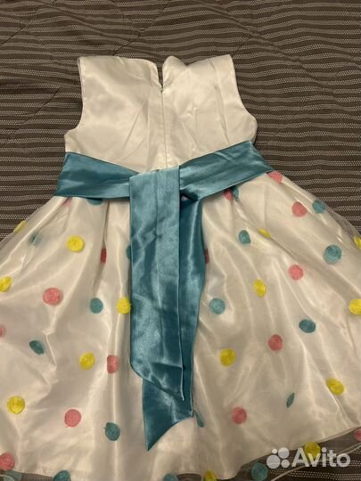 Платье нарядное для девочки 4-5 лет