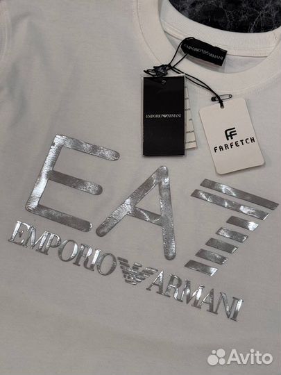 Футболка Emporio Armani