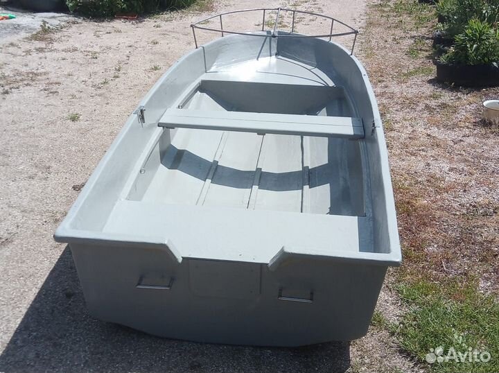 Лодка и болотоход