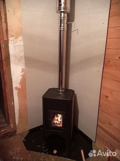 Печь камин на дровах