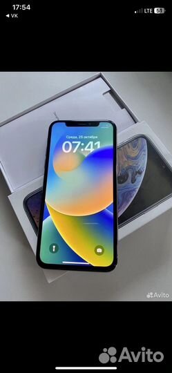 iPhone Xs, 64 ГБ