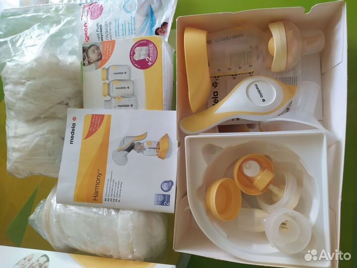 Молокоотсос medela ручной