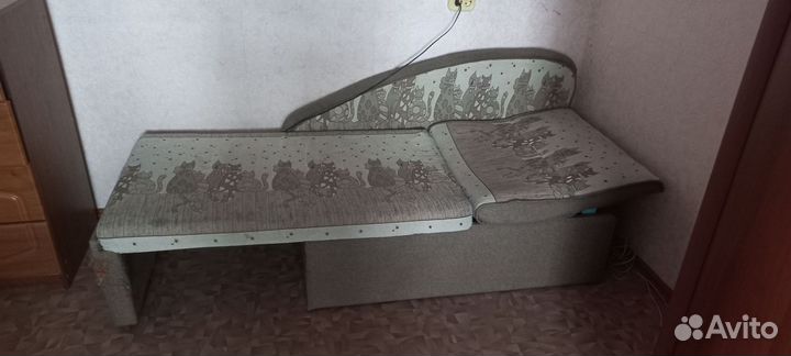 Диван слоник б/у