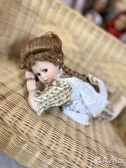 Куклы фарфоровые