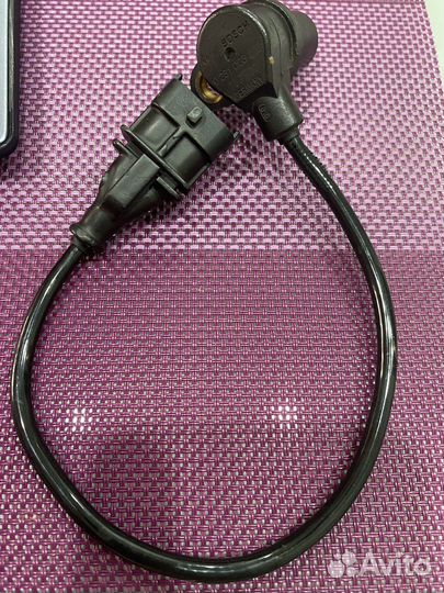 Датчик положения коленвала