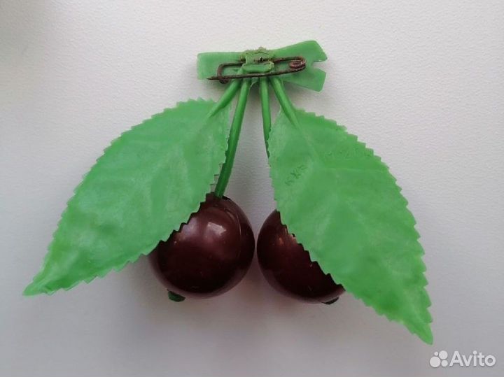 Советские украшения, брошь