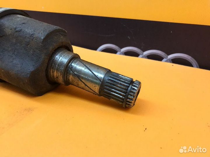 Привод задний правый Land Rover Freelander 2 L359