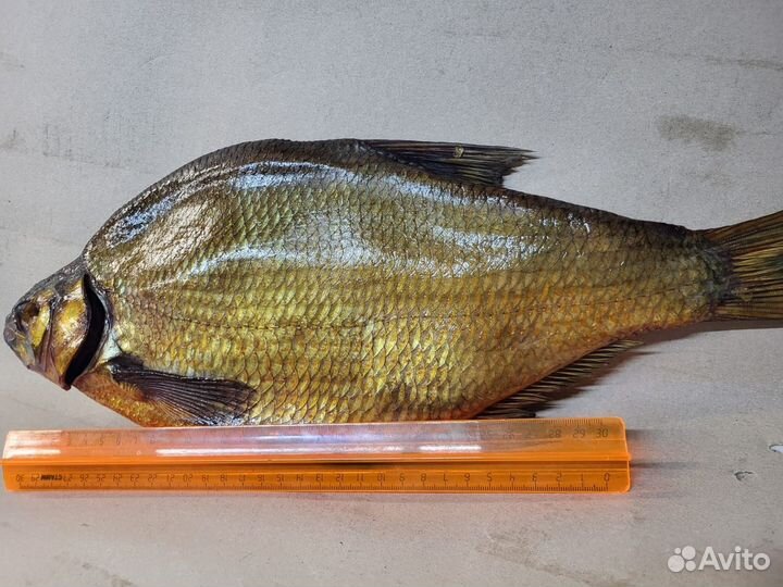 Рыба Лещ крупный холодного копчения цена за кг