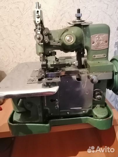 Продам оверлок