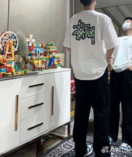 Футболка Stussy green cell белая