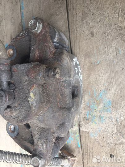 Кия Сид 2 Kia Seed передний левый тормозной супорт